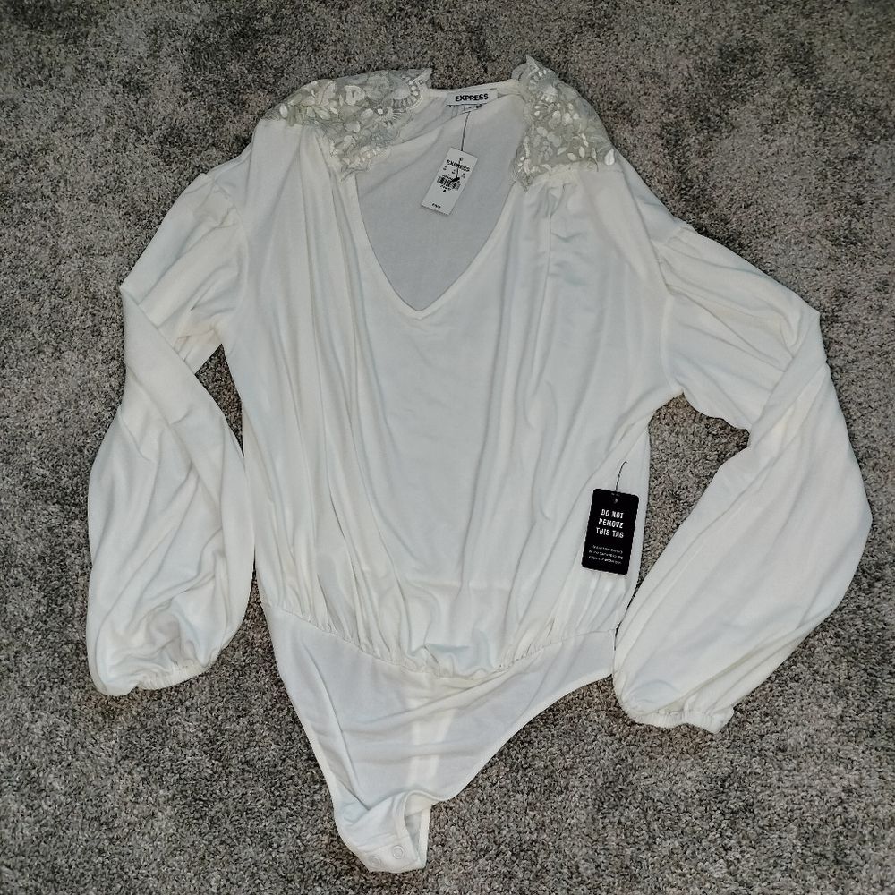 Express Cream Lace Long Puff Sleeve Bodysuit NWT Size M